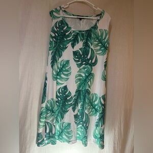 Woman’s Sleeveless Dress